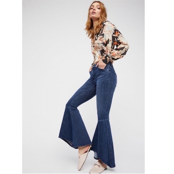 Free People Mid-Rise Ultra Flare Wide Leg Bell Bottom Jean black Denim 29 - Picture 3 of 3